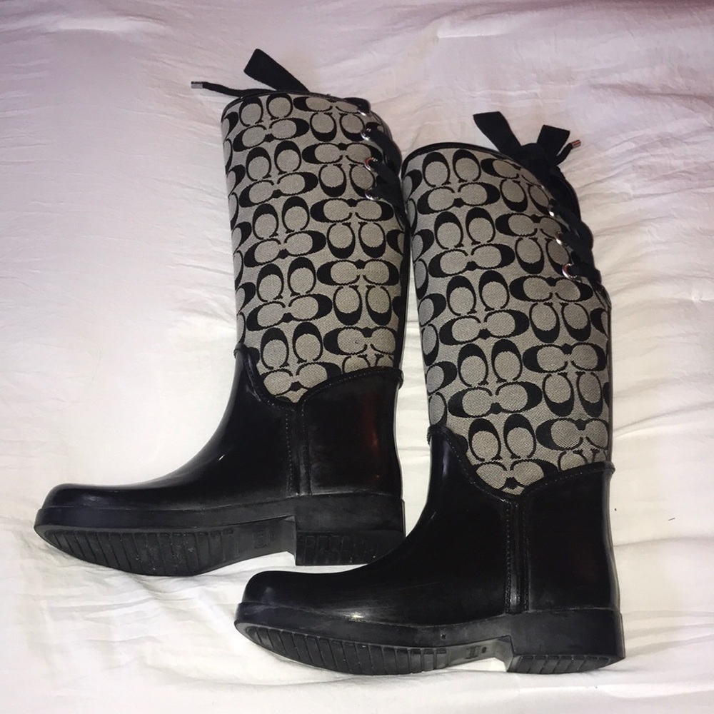 Coach rain boots size 6
